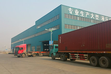 又一批出口剪板機，折彎機，卷板機 發(fā)貨